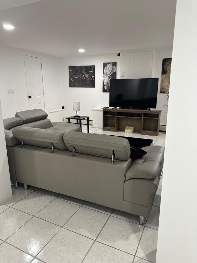 Cozy Spacious Guest Suite 恩格尔伍德 外观 照片
